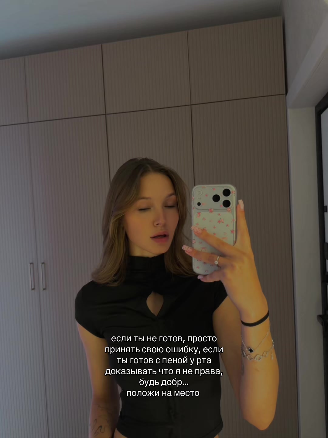 @<З