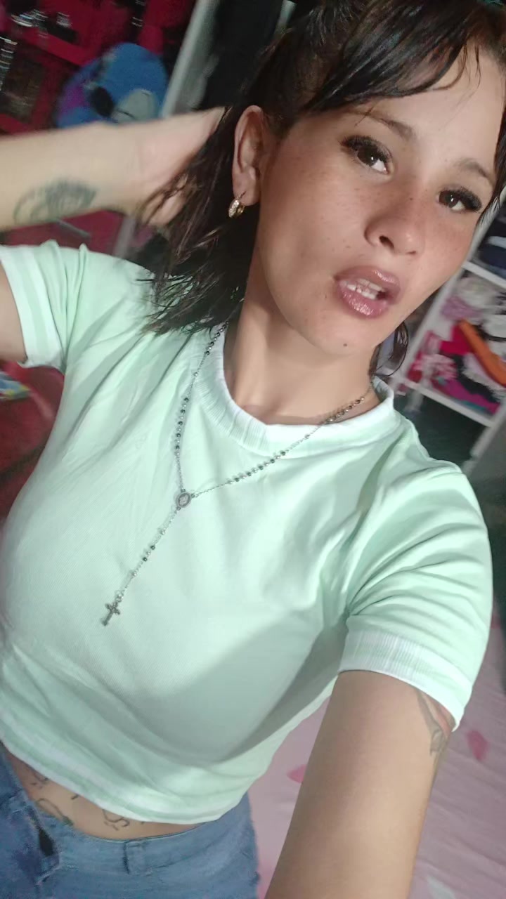 @Evelyn22fernandez