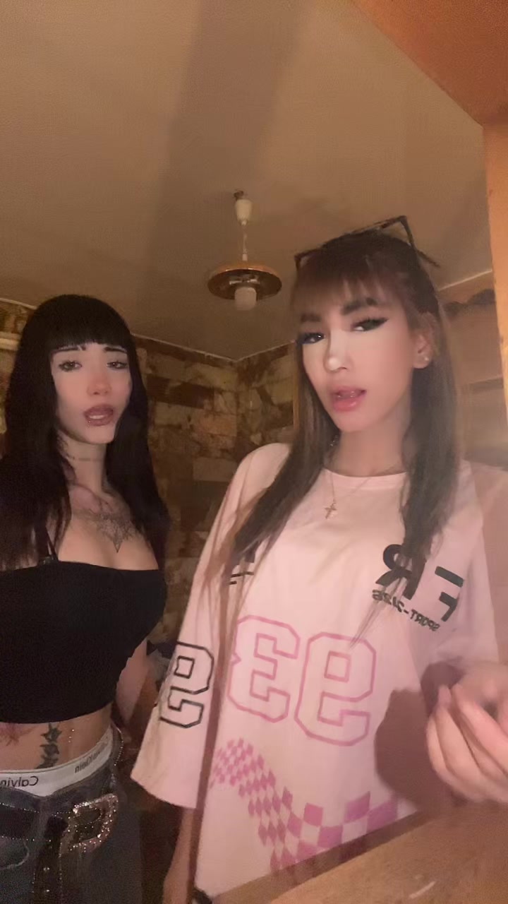 @Sharmina🫐