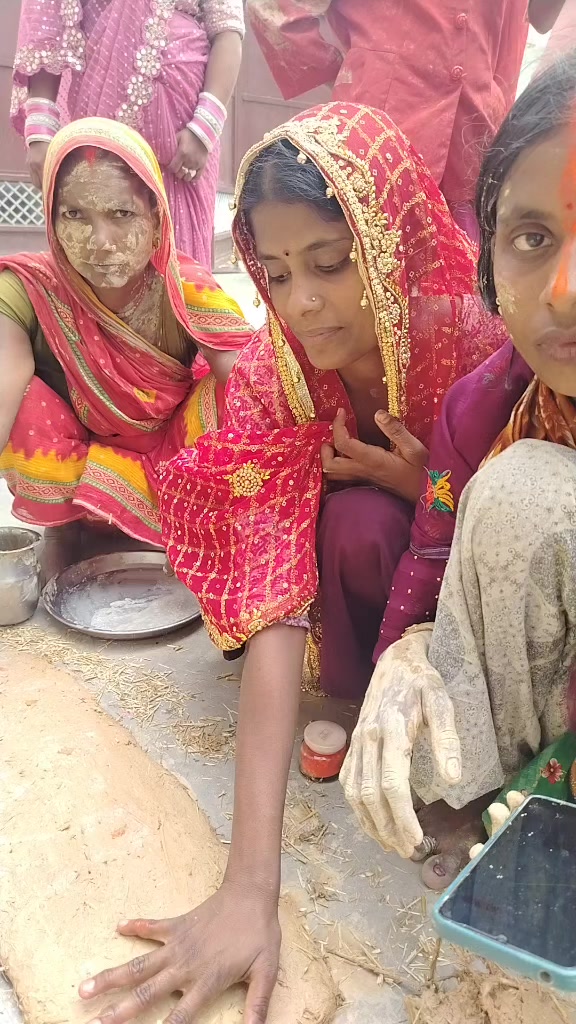 @Rocky roy12