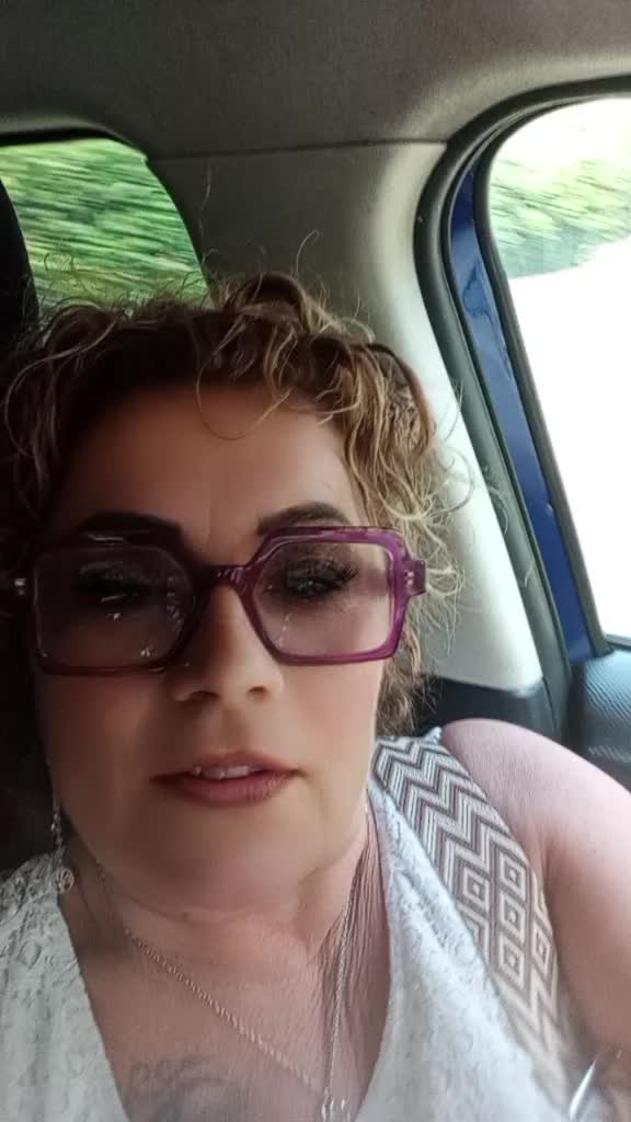 @lillanovario70