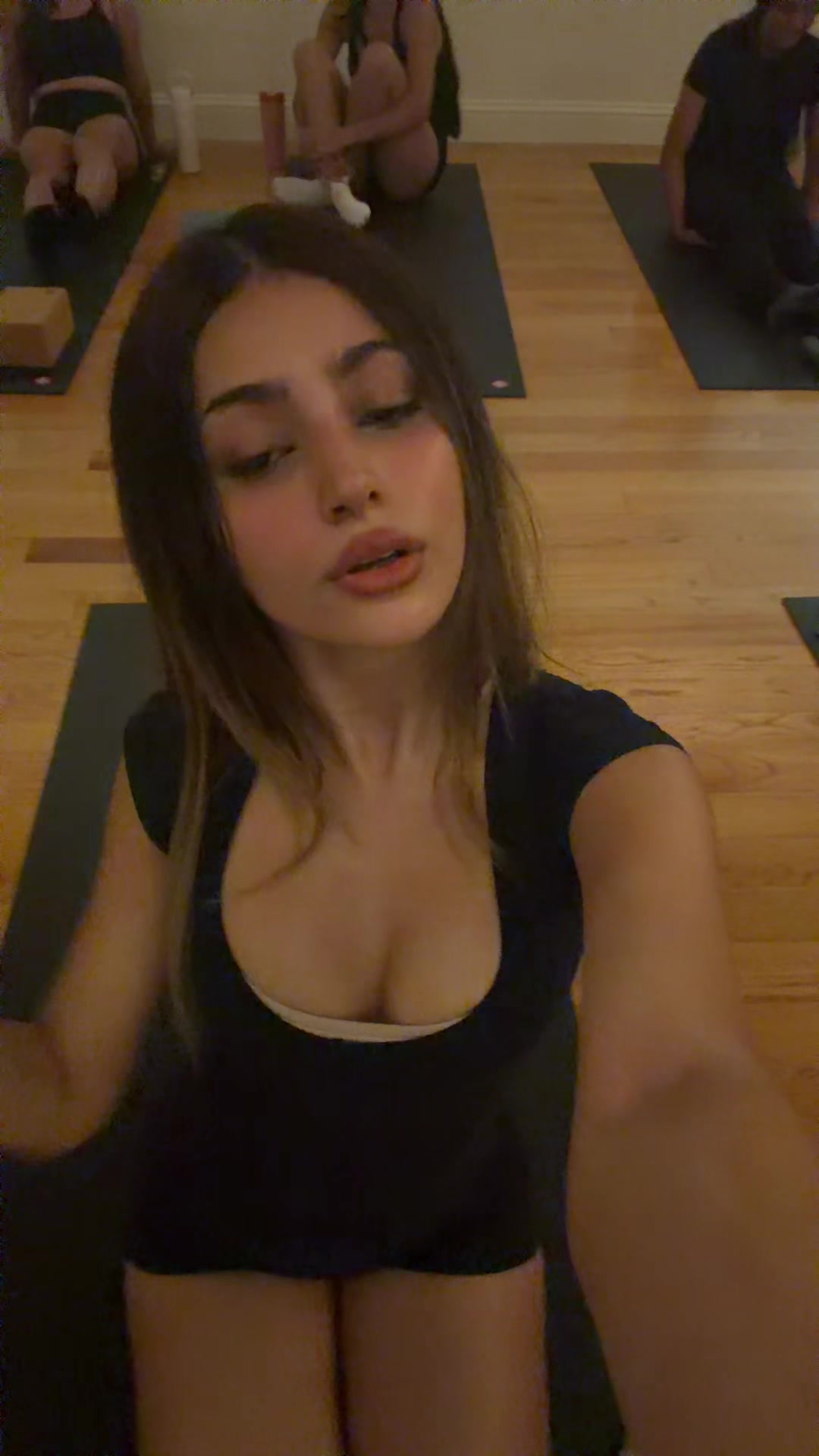 @veeyashali