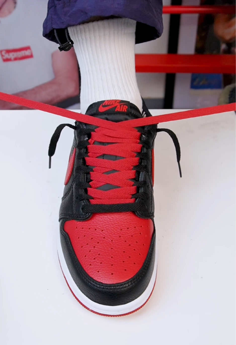 @Lacedsneaker