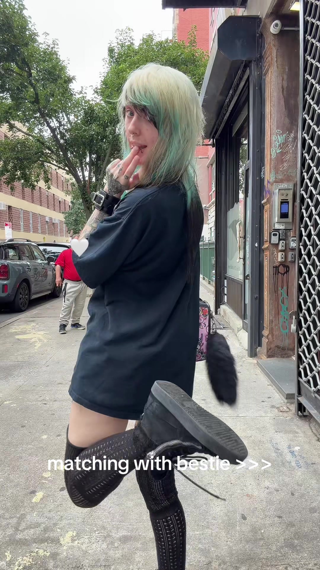@emoemmz