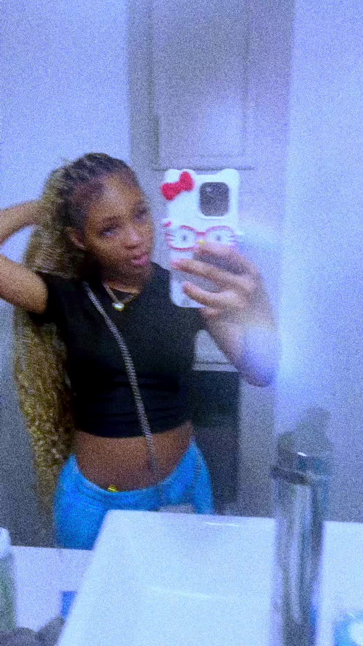 @Skyee 💦🌺