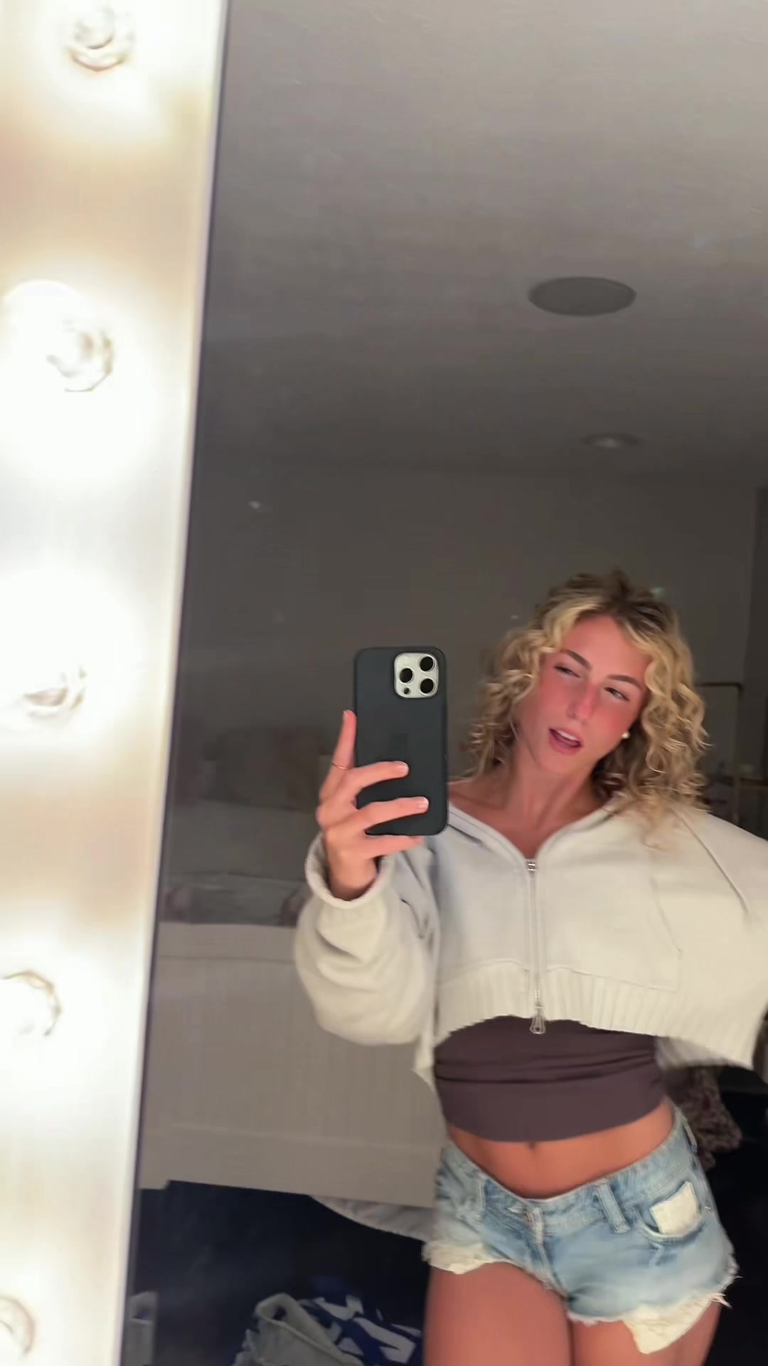 @theremnicole
