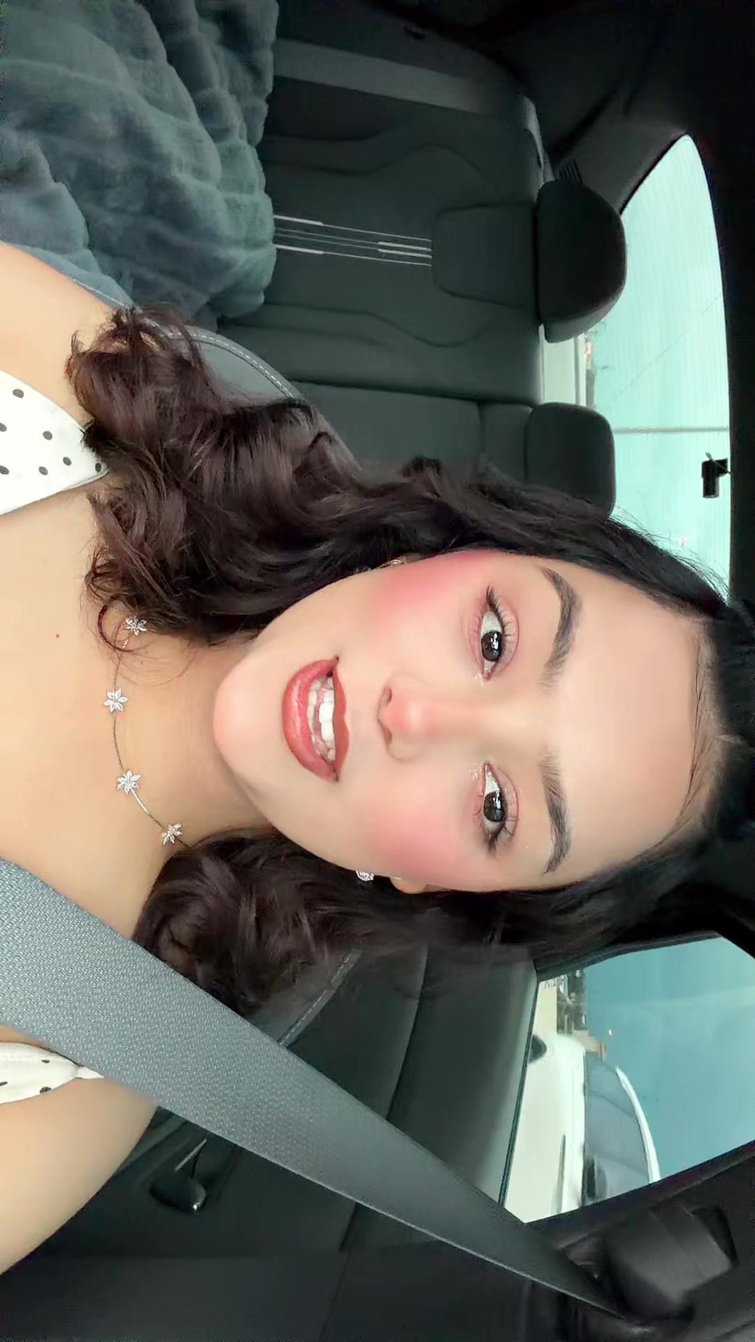 @Priyaska🌸💫