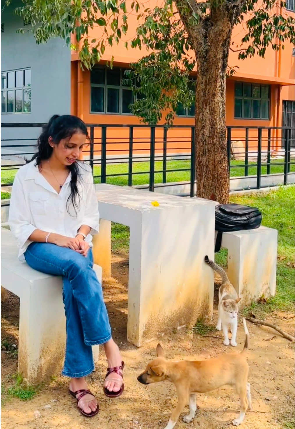 @🖤🤍 කළණි වීරරත්න 👩🏻&zwj;🎓&hearts;️