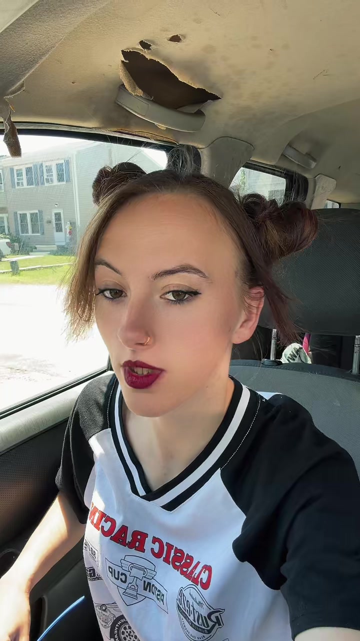 @Queenhails🦆