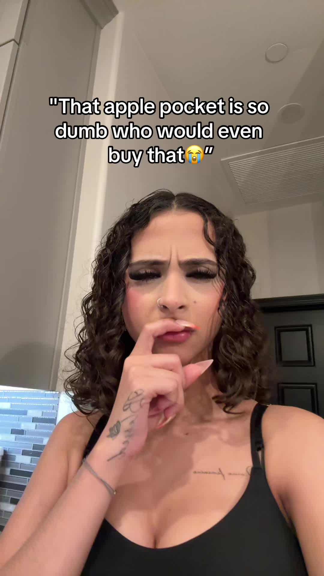@𝒯𝒾𝓃𝒶