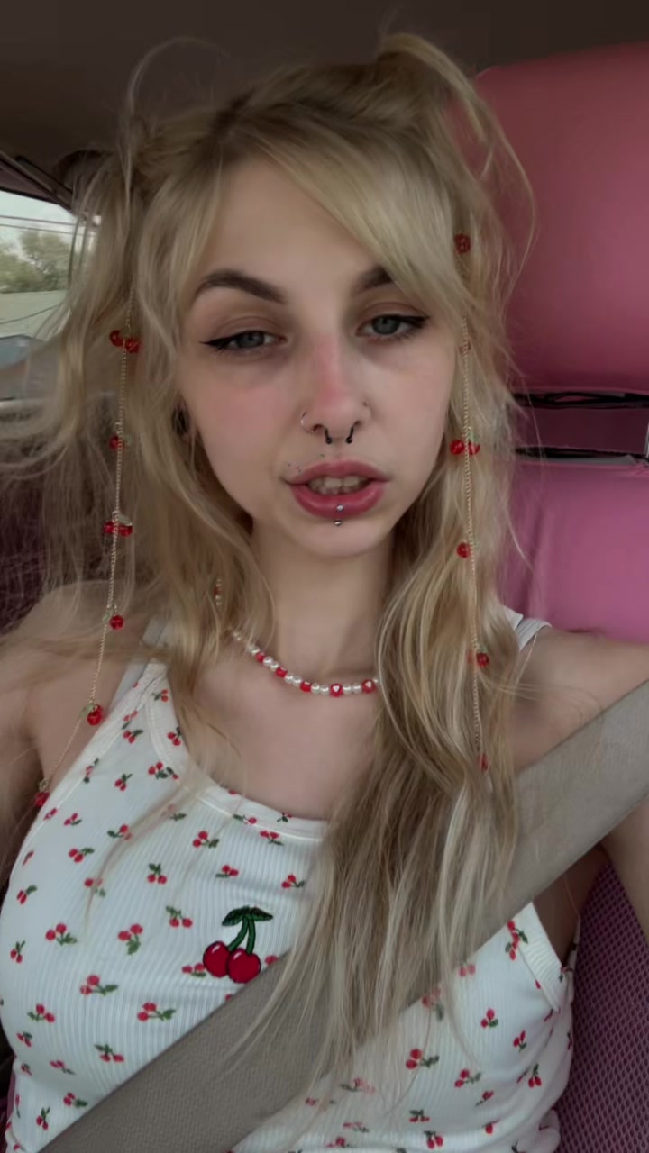 @˚♡。⋆ ༘˚✴︎ 𝓂𝒶𝓎 ✴︎˚ ༘ ⋆。♡˚