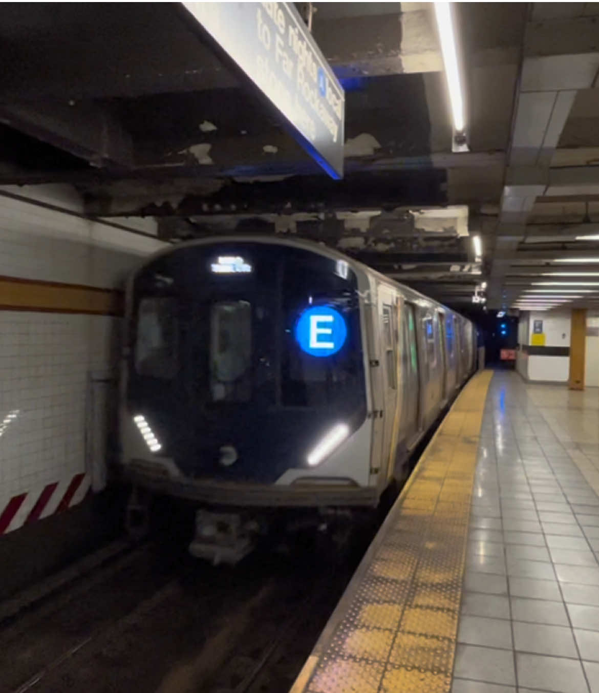 @R32 (J) train official