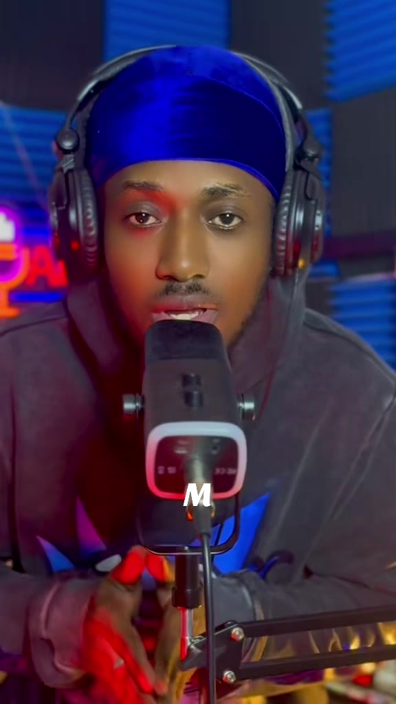 @𝐏𝐲𝐯𝐨 𝐎𝐧 𝐓𝐡𝐞 𝐌𝐢𝐜🎙️