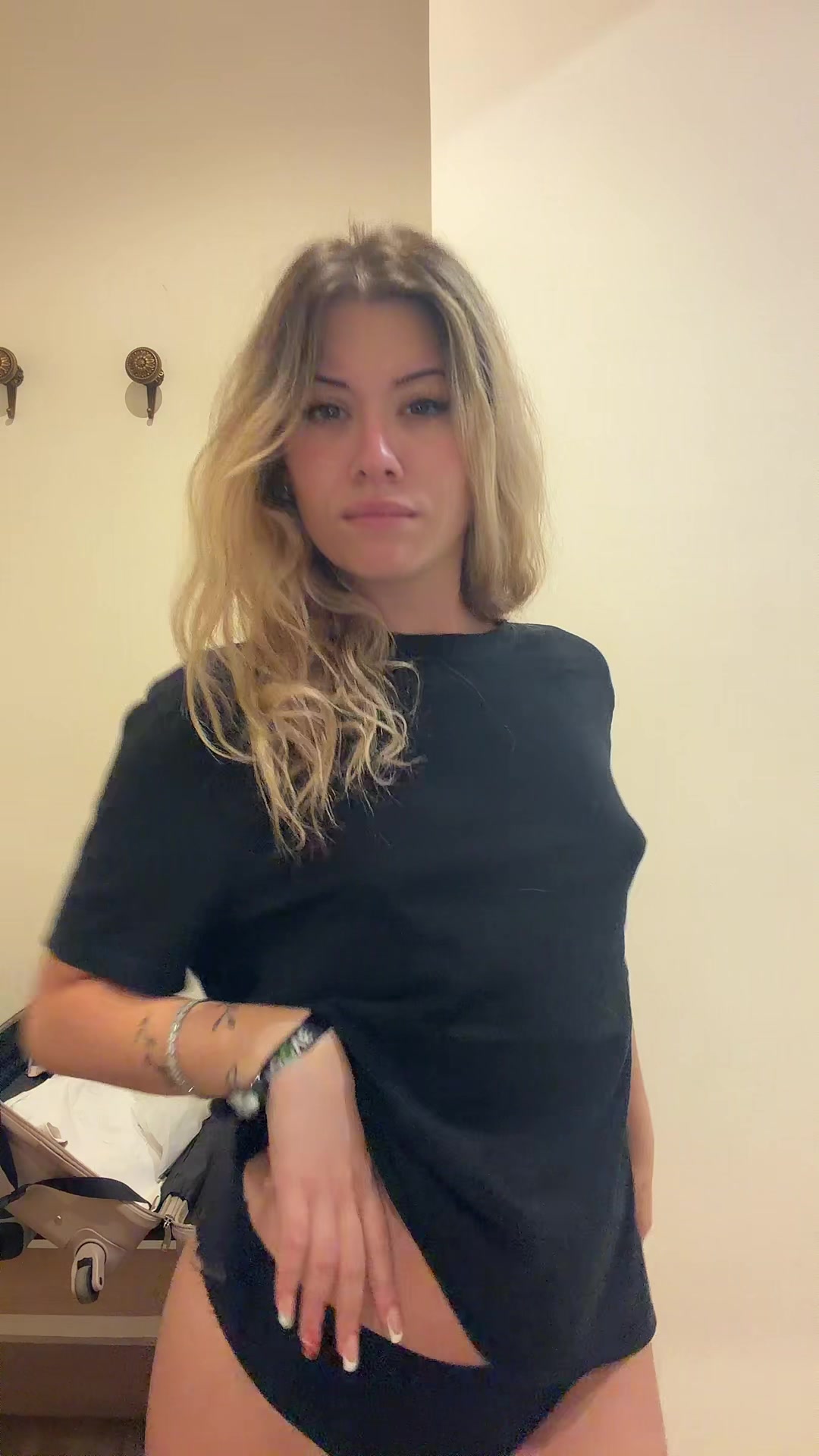 @__labeniamss__