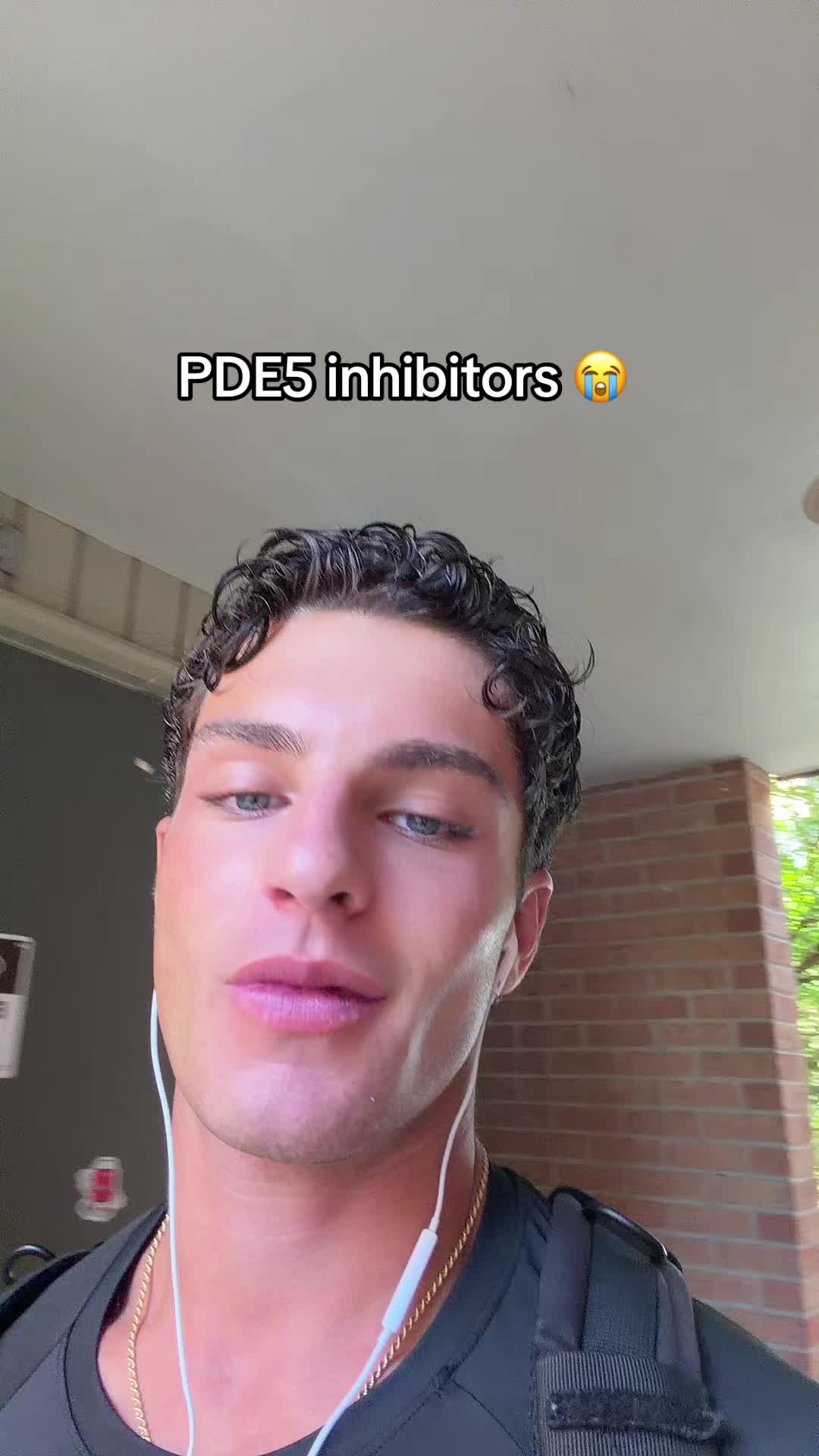 @alexaaronn