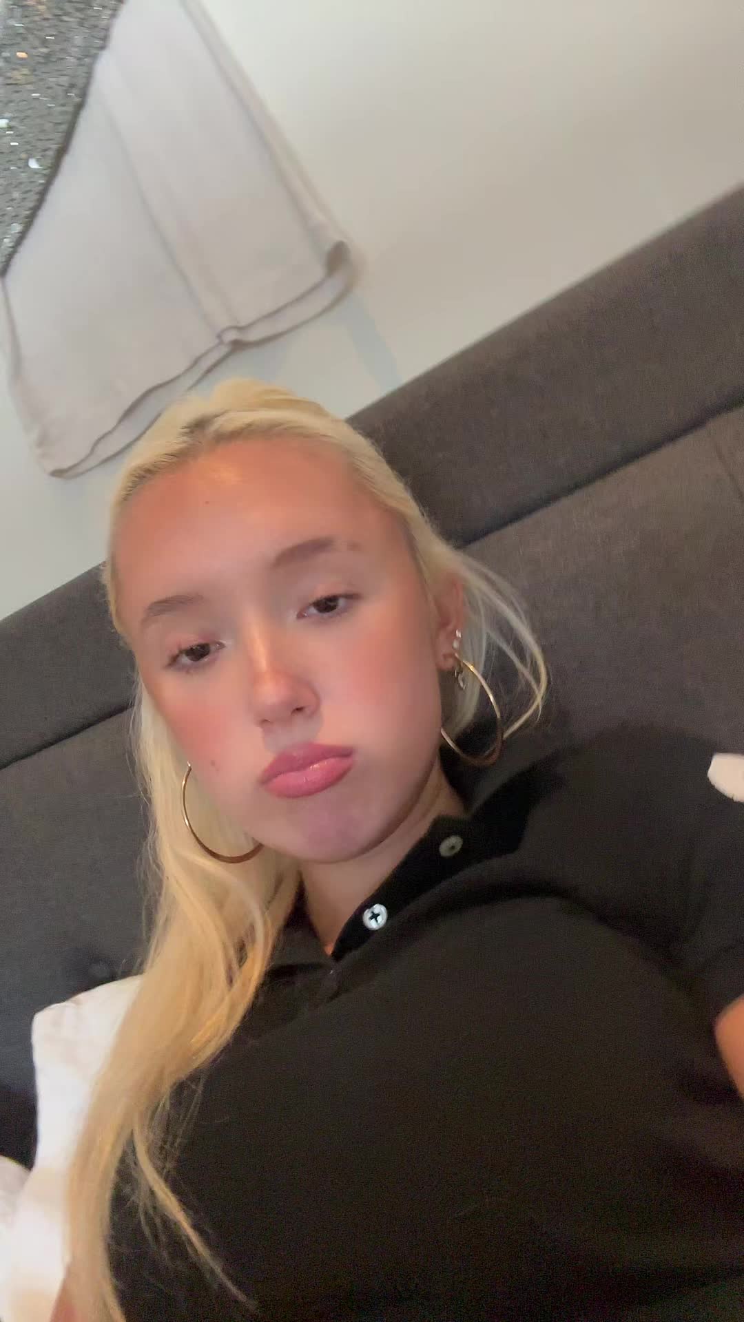 @maren 🔜🔜🤍💸