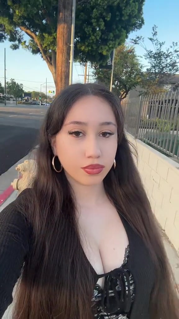 @Alexis