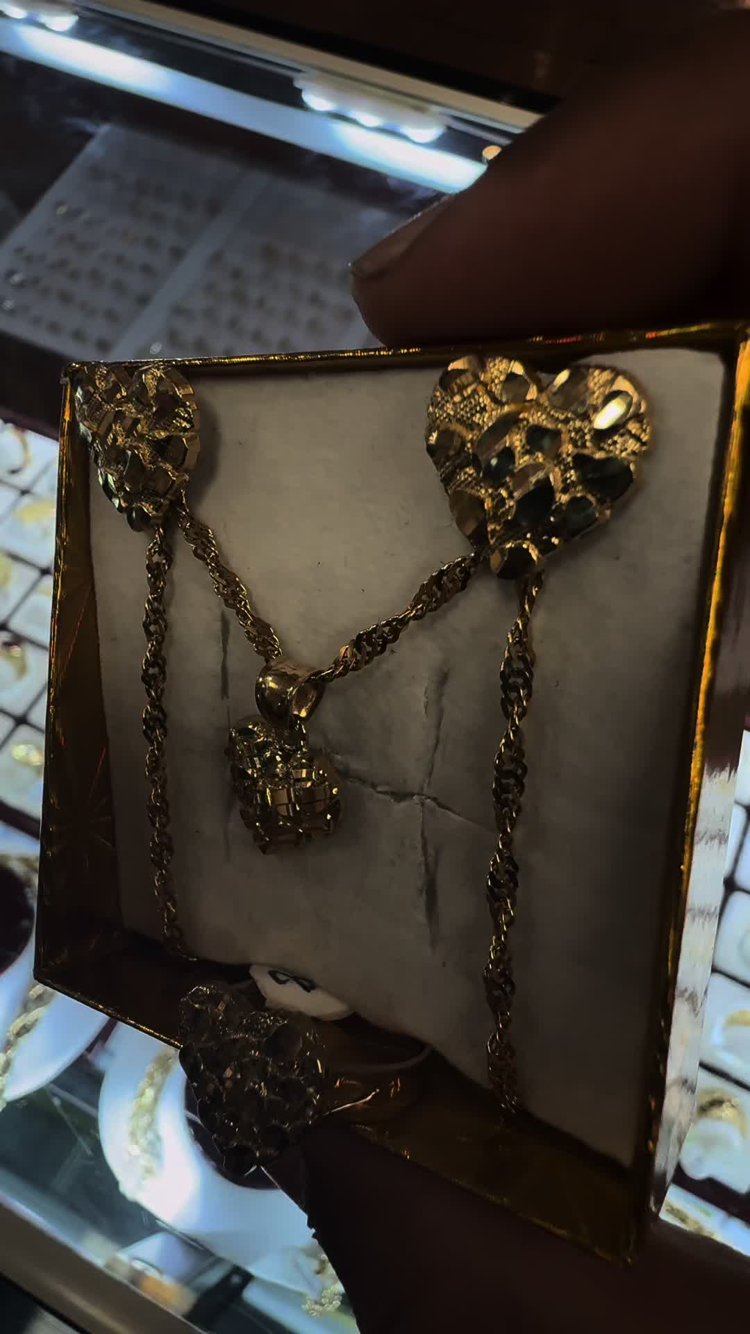 @AliJewelers