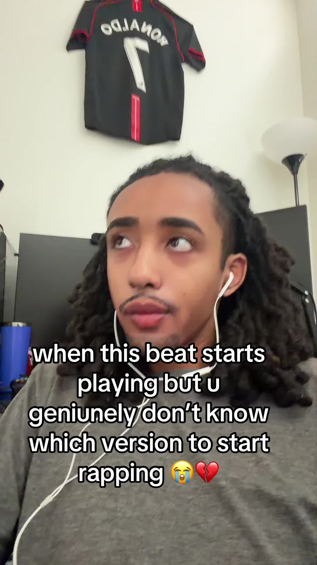 @Ł