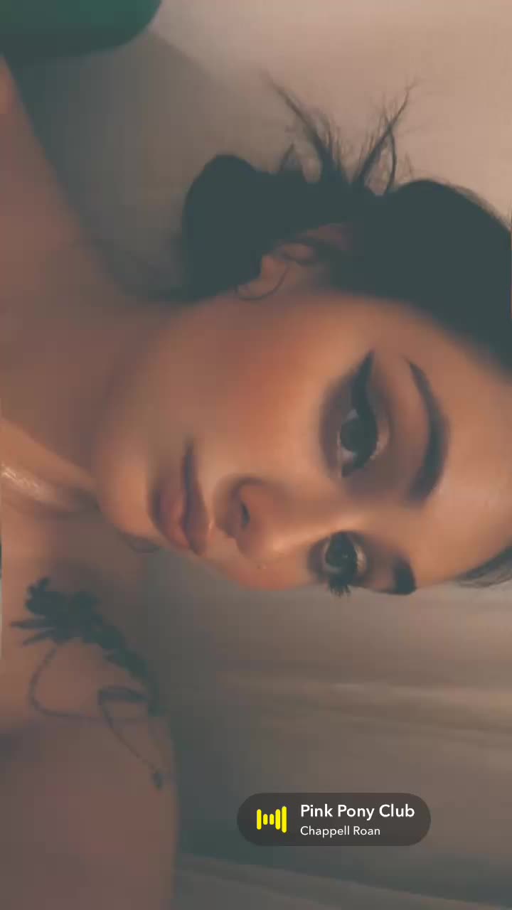 @Kay🔮👁✨🦇🌙🧿