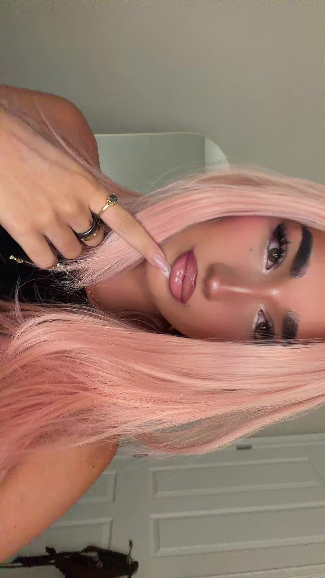 @taylorxviolet
