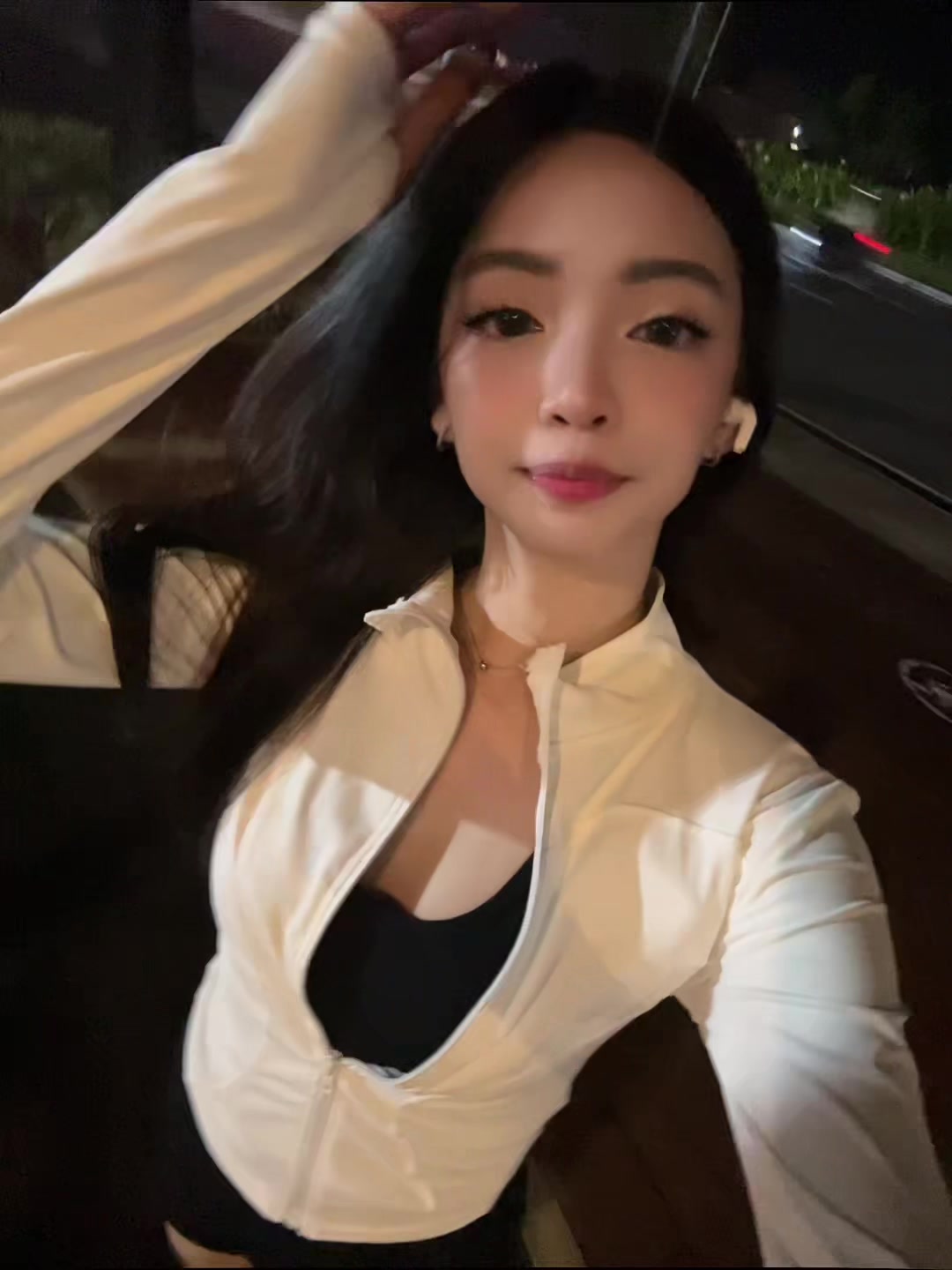 @Riri