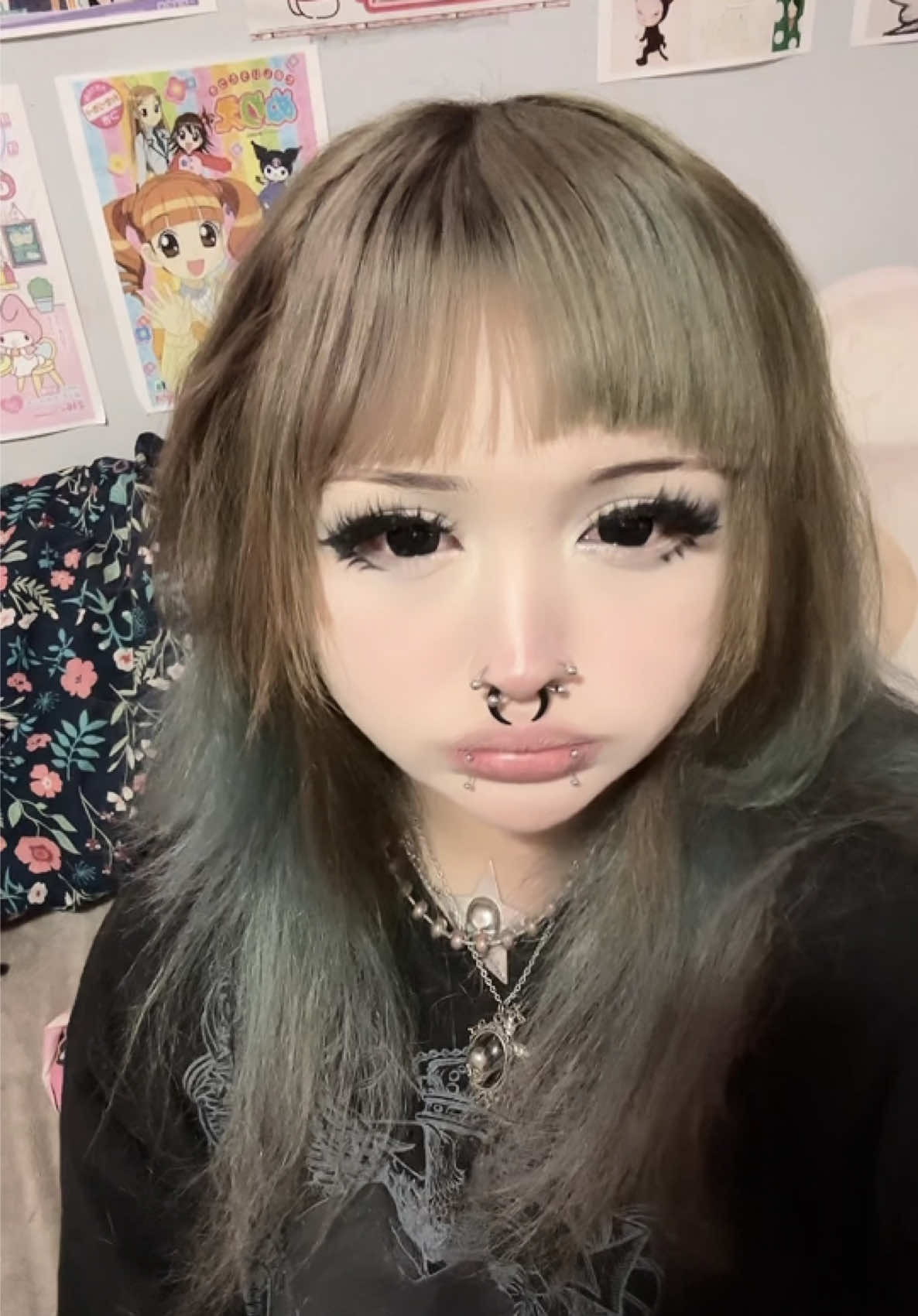 @☠︎︎☣︎rin☣︎☠︎︎