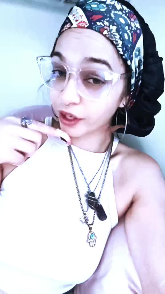 @Ellie Ameliaaa _ꨄ