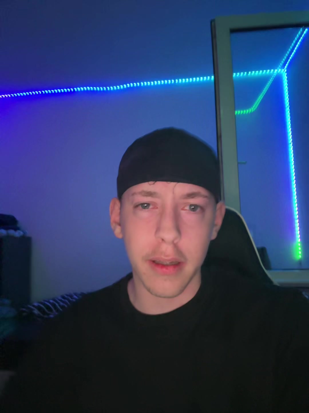 @👺