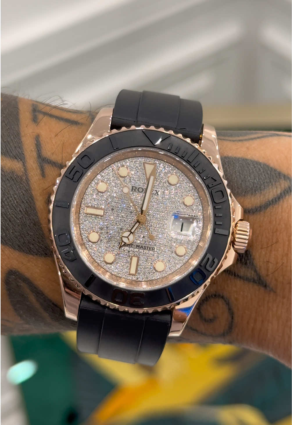 @E.G_WATCH