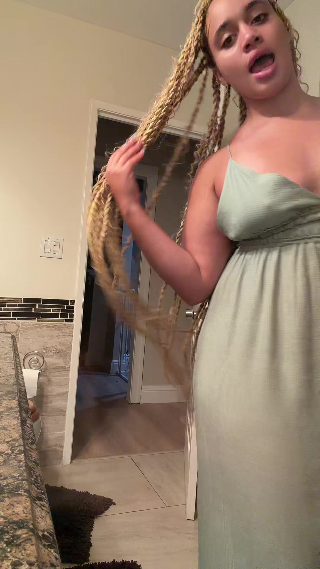 @destiny.simone