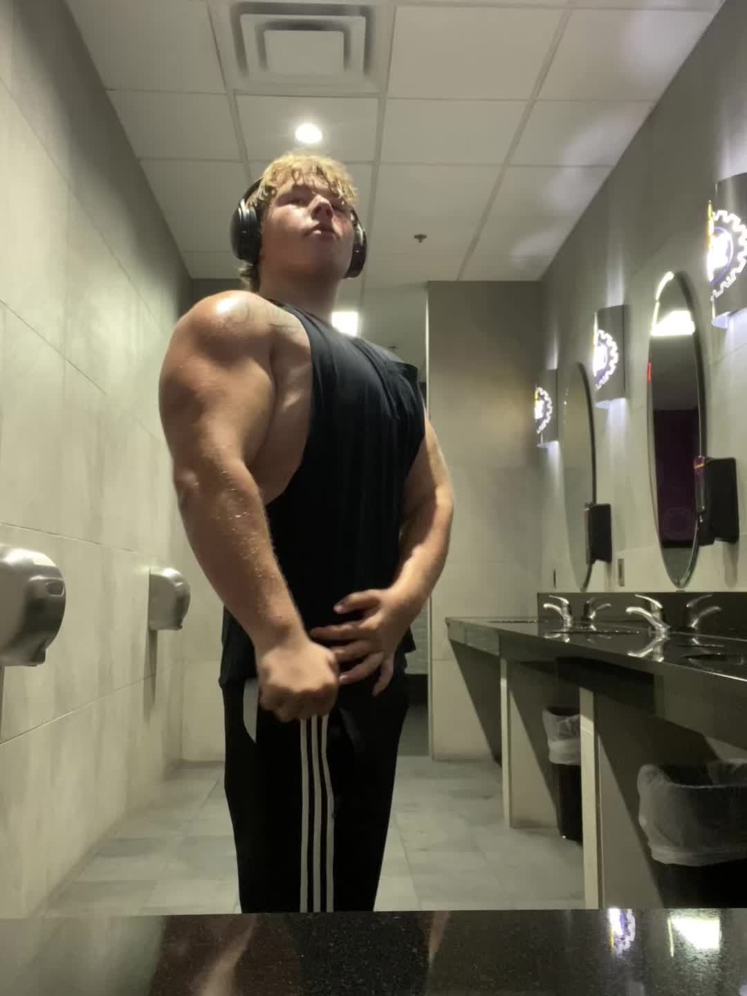 @adam🇺🇸💪🏼