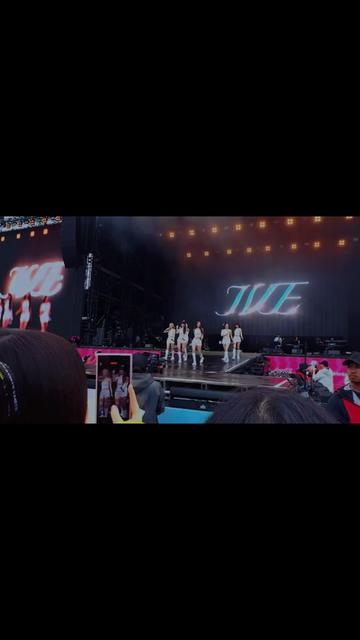 @ivebts izna illit hearts2