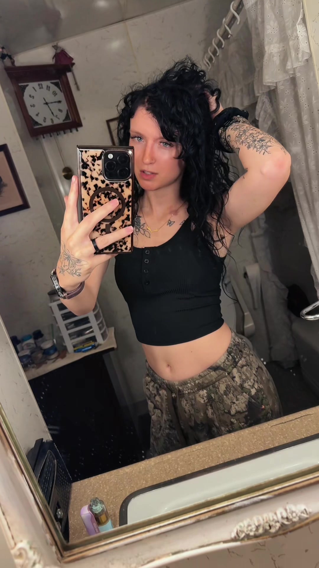 @🎱♠️𝓟𝓻𝓮𝓽𝓽𝔂🦋𝓛𝓪𝓭𝔂♠️🎱