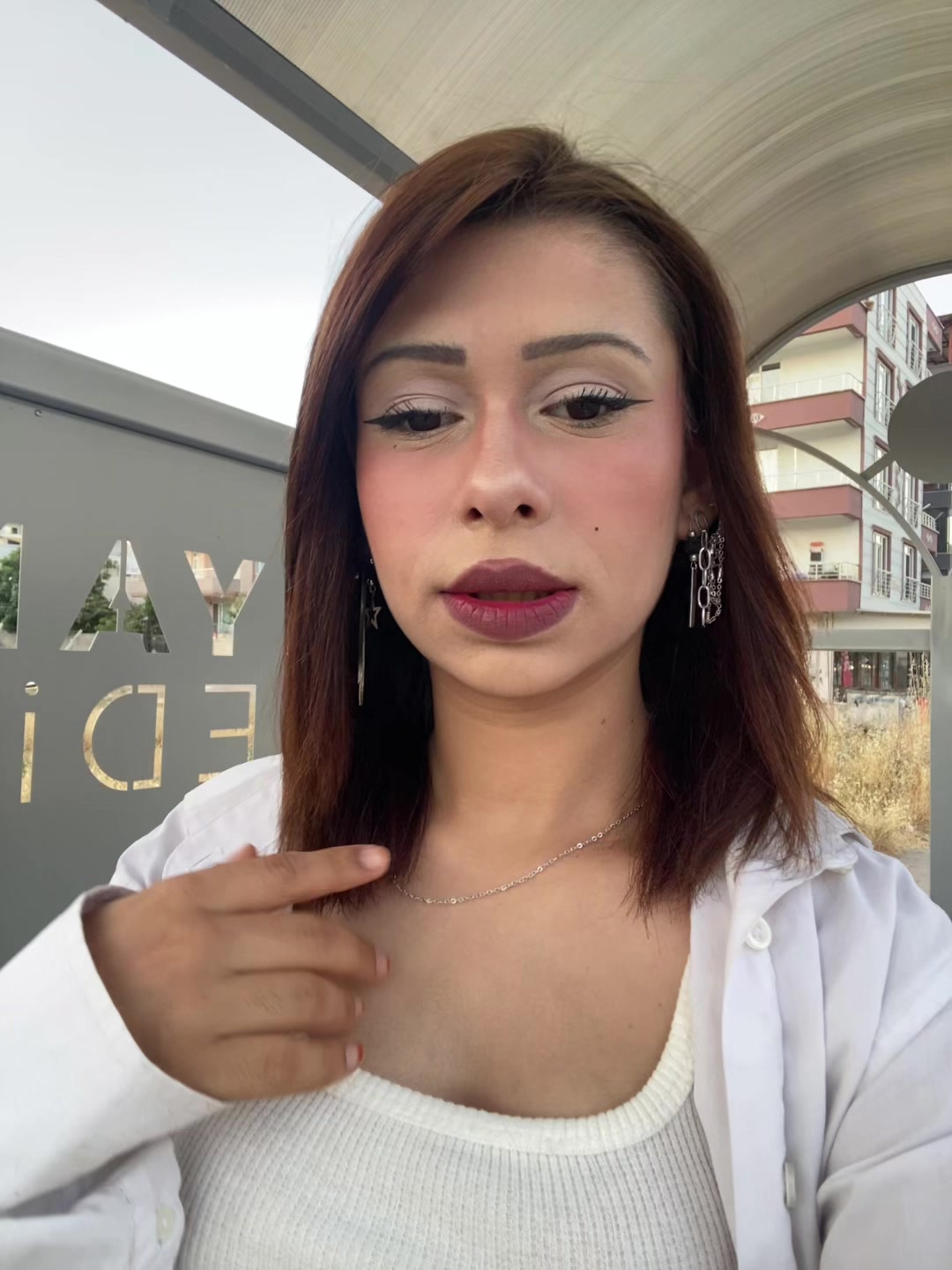 @Zehra 🥂