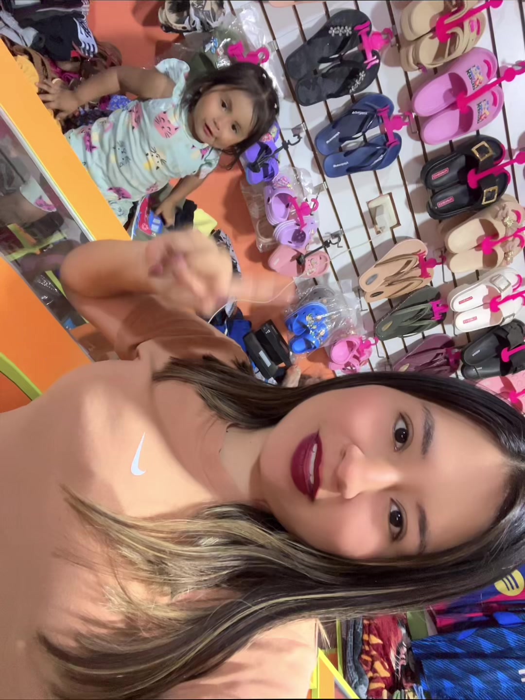 @Noelia Alely🎀🦩