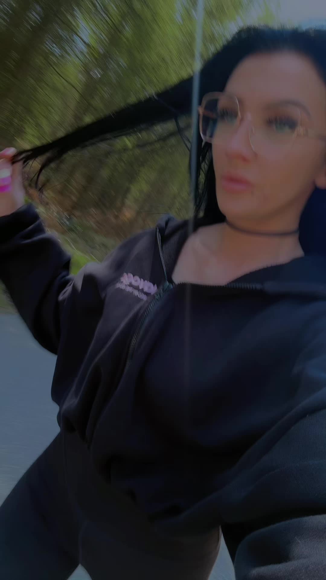 @Angela Na