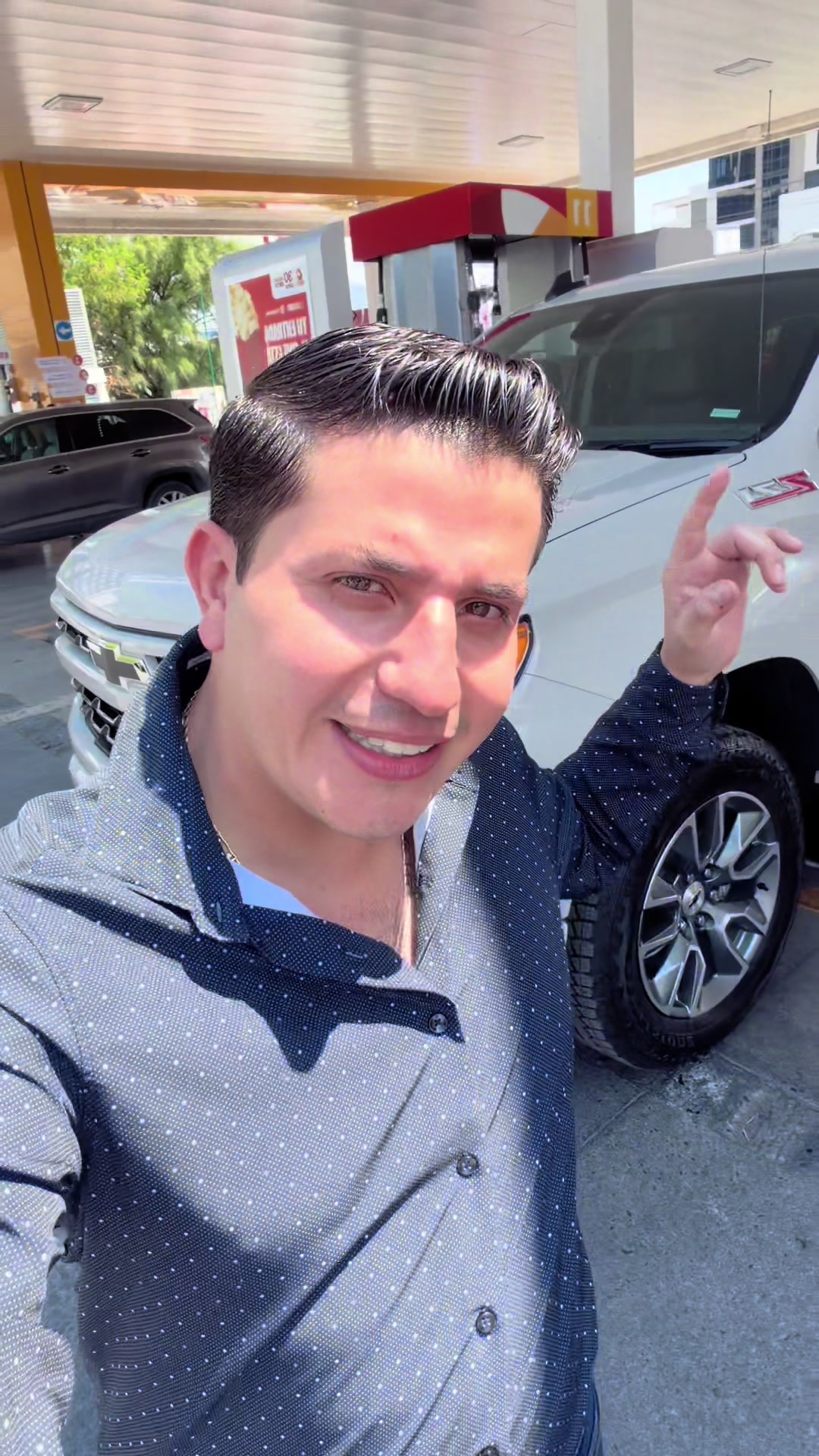 @Mike González