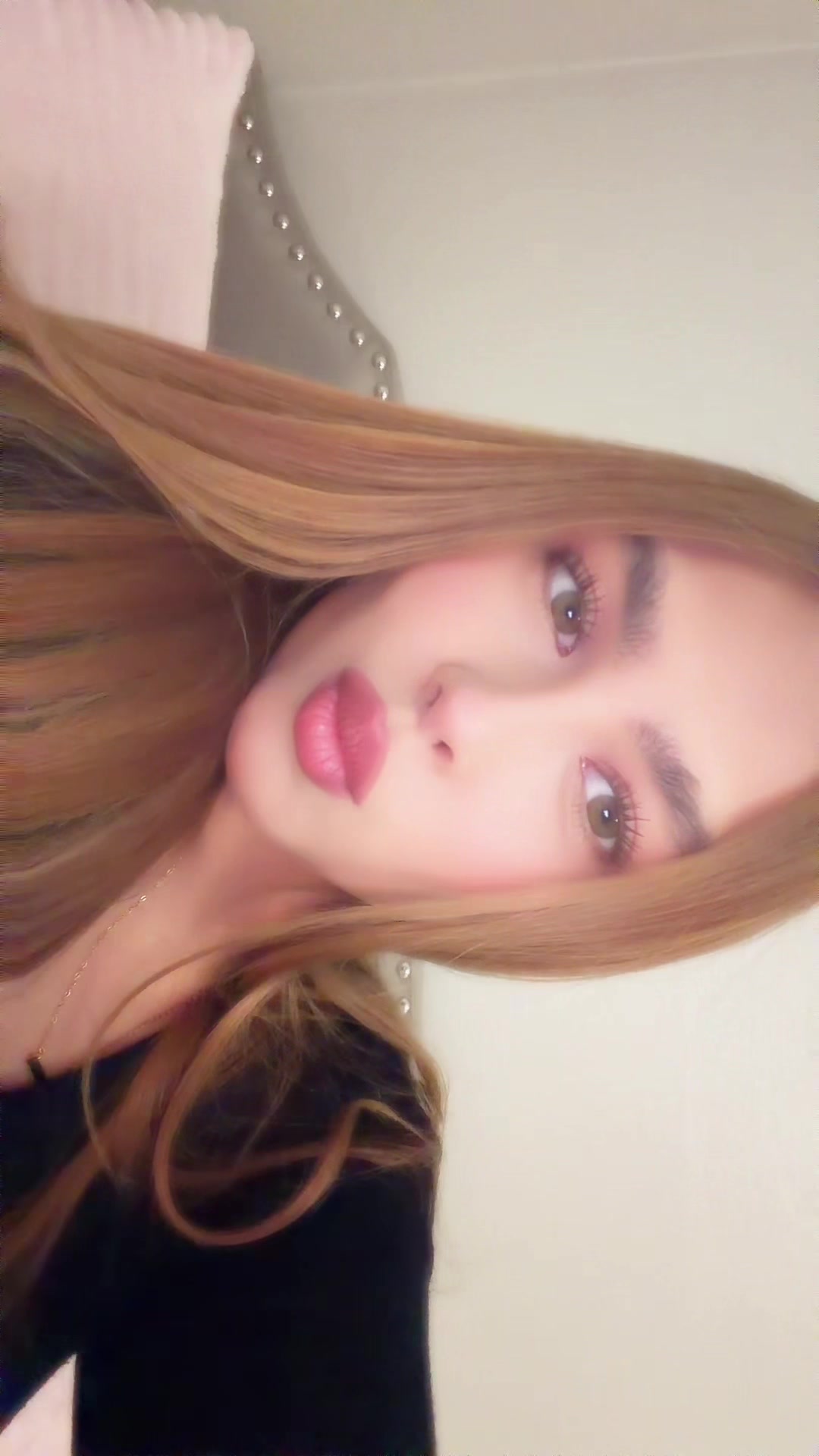 @๐๐๐ซ๐จ๐ฅ๐ข๐ง๐โ