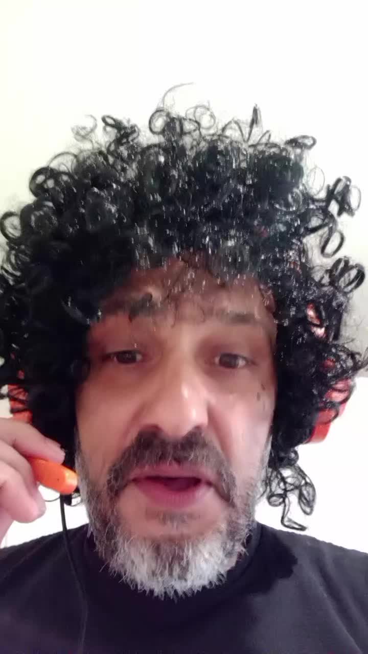 @Vitaliano Corasoniti