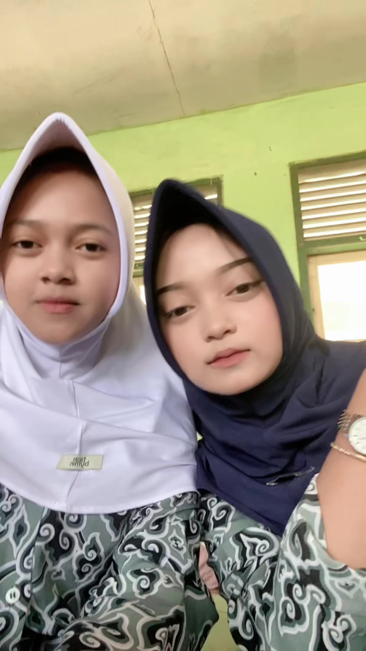@q,amr4nglista