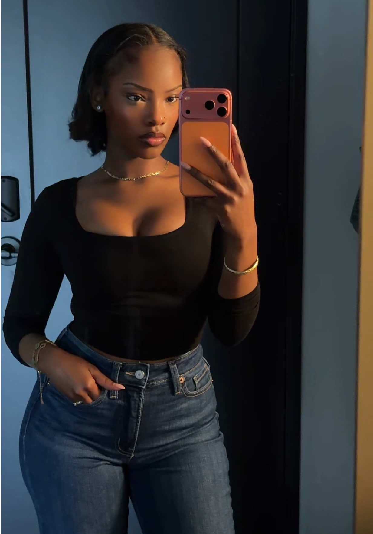 @emari.creates