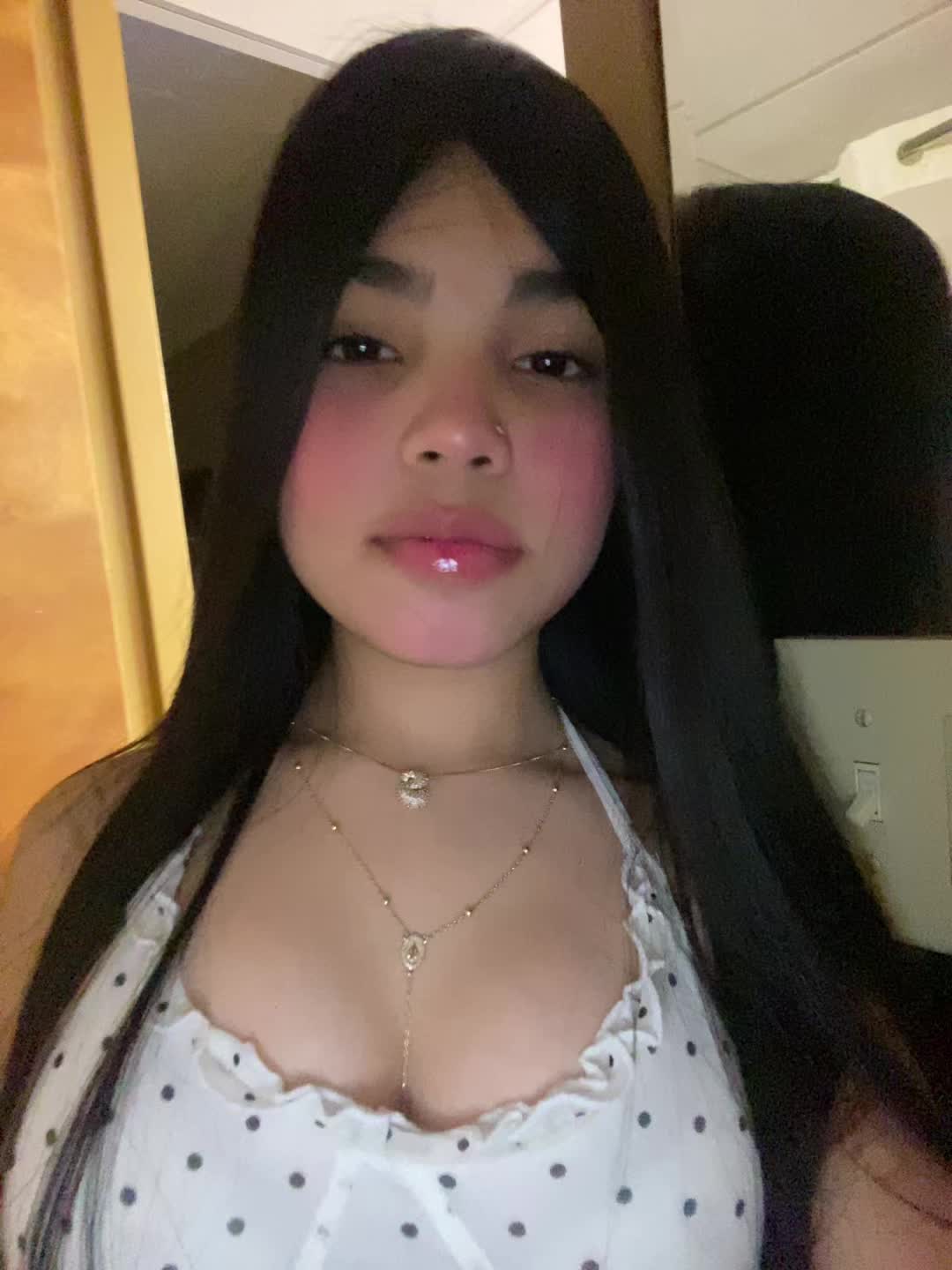 @𝐬𝐨𝐟𝐢𝐚💘