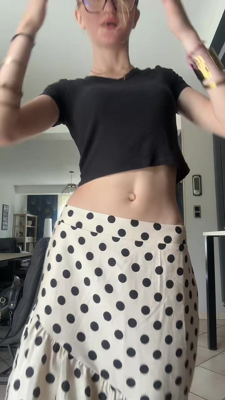 @𝓒𝓱𝓵𝓸𝓬𝓱𝓮𝓽𝓽𝓮