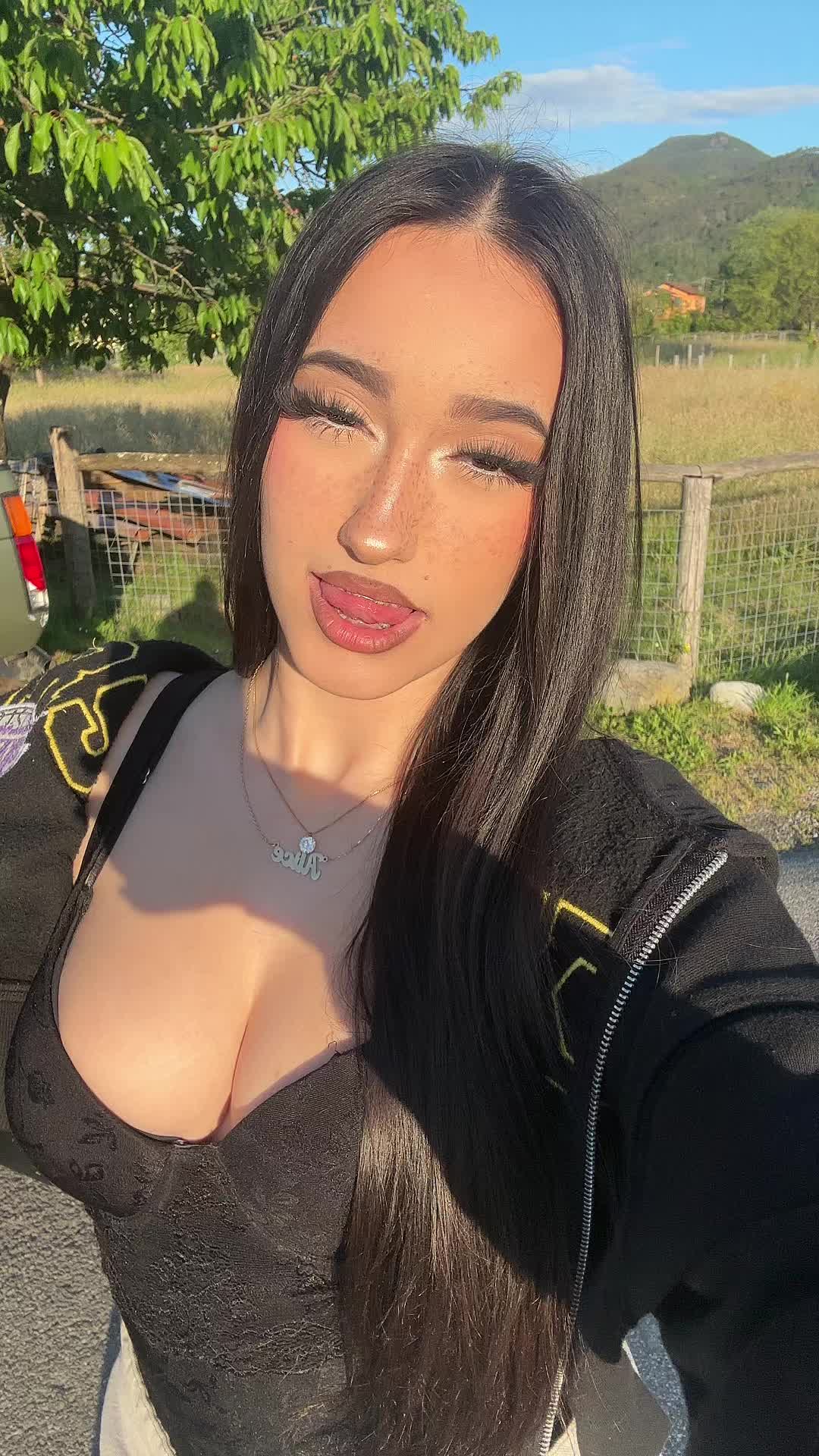 @alicee🍬