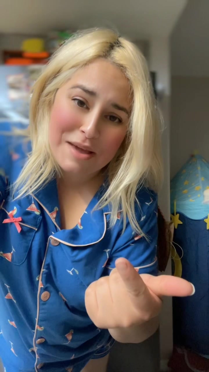 @Chexybby