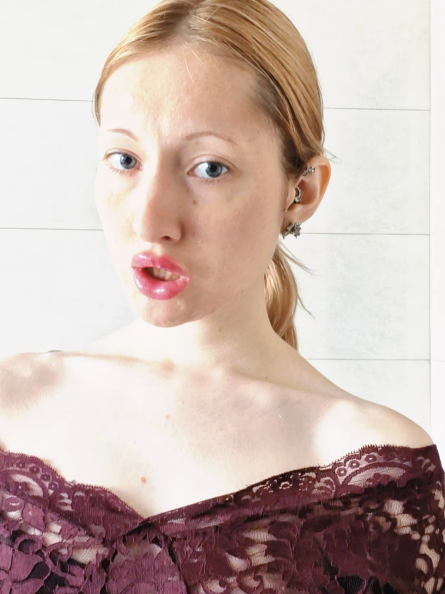 @amelianital
