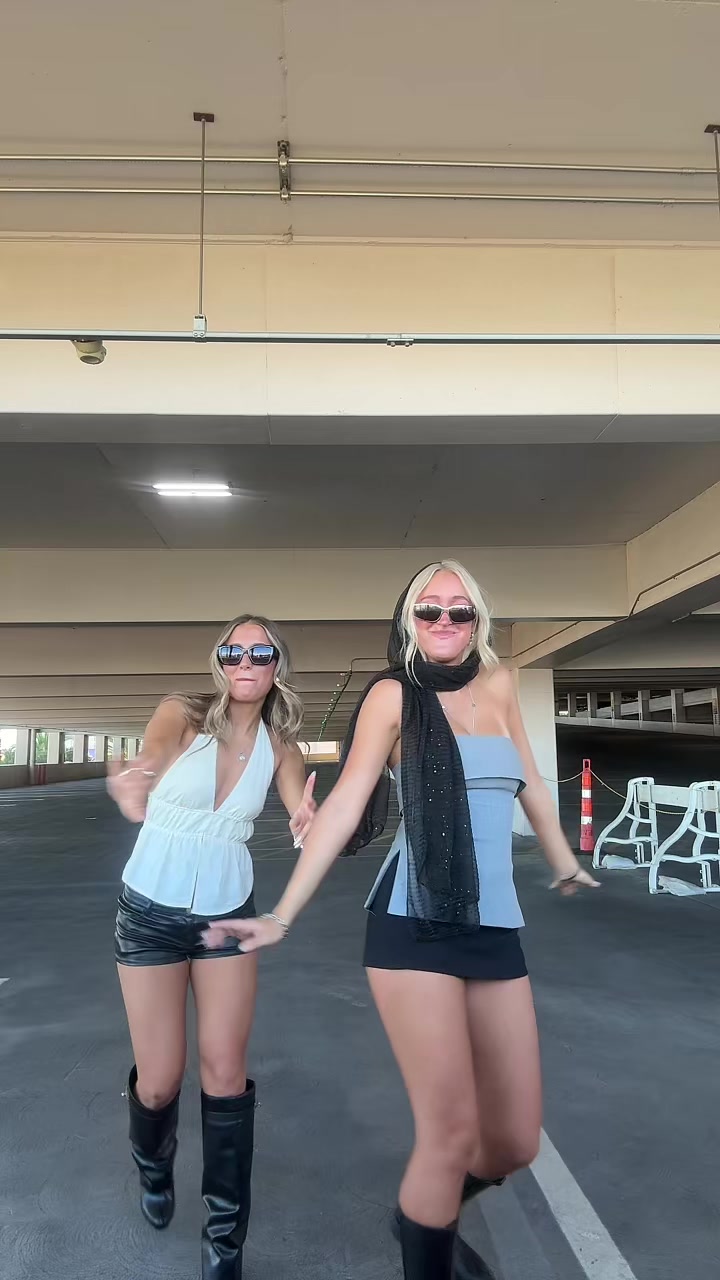 @Mia