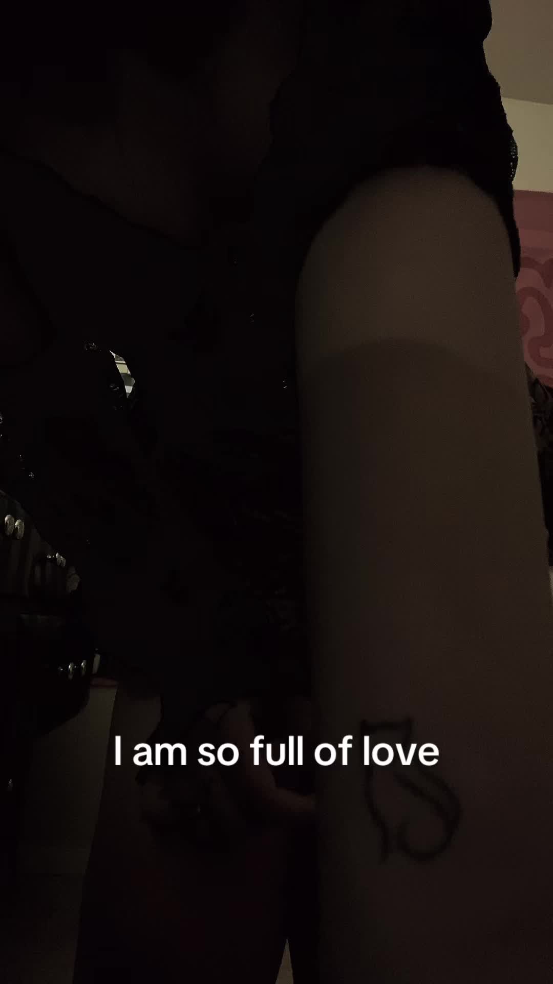 @.Luna.