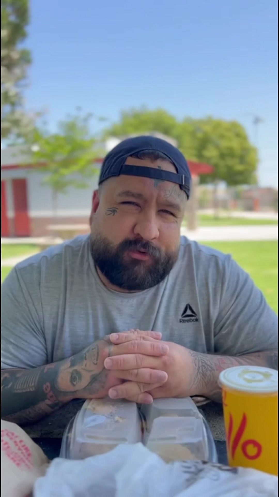 @Mannybagadonuts